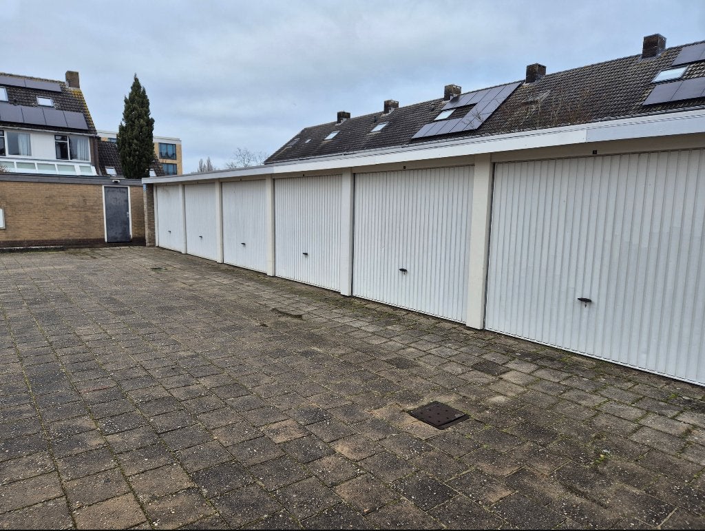 Verhuurde Garagebox in Apeldoorn | Direct Rendement!