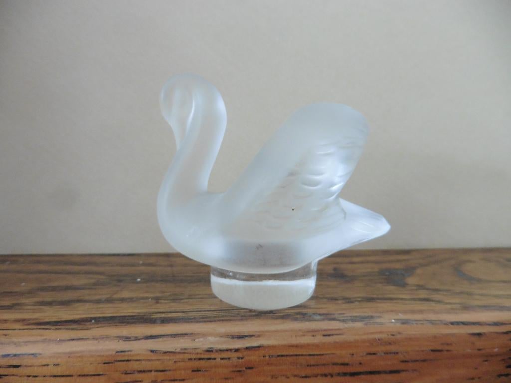 Lalique vintage gematteerd kristallen zwaanbeeldje, Ophalen of Verzenden