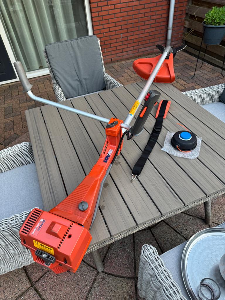 Super goeie en Sterke Husqvarna 240 R Bosmaaier als Stihl ., Ophalen of Verzenden, Zo goed als nieuw, Benzine