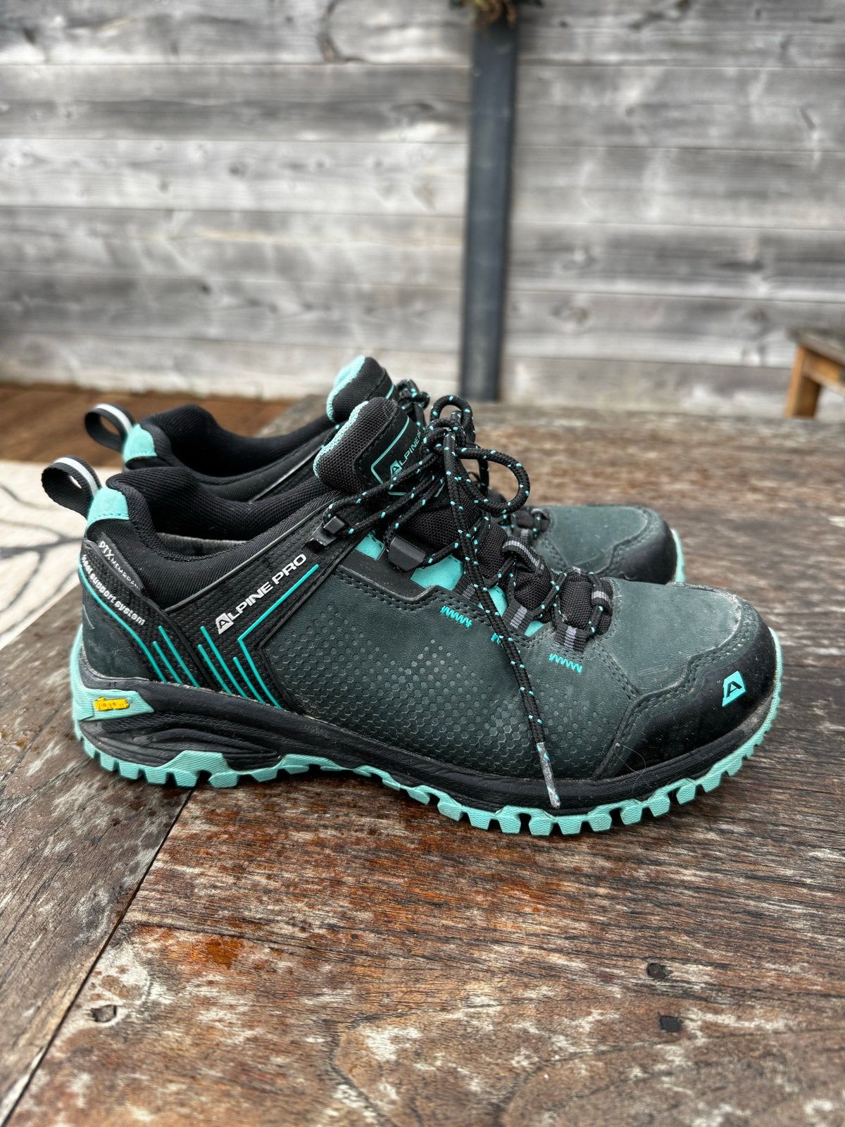 Alpine Pro stevige bergschoenen, maat 39, Ophalen, Zo goed als nieuw, Schoenen