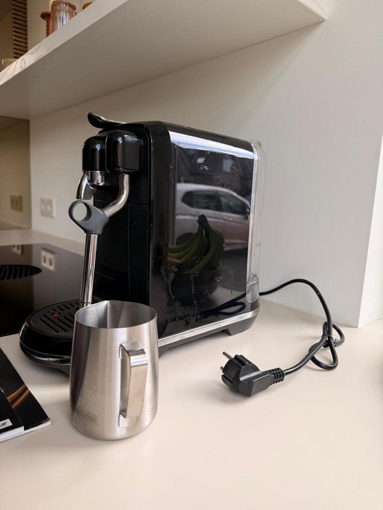 Nespresso Creatista Uno - Zwart Espresso Apparaat, Witgoed en Apparatuur, Koffiezetapparaten, Ophalen, Gebruikt, Espresso apparaat