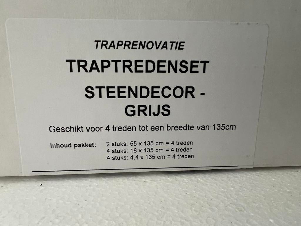 Traprenovatie Traptredenset, 4 treden, steendecor-grijs, Ophalen, Nieuw