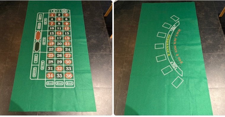Tafelkleed 180x90 zijde 1: Roulette en zijde 2: Black Jack, Hobby en Vrije tijd, Gezelschapsspellen | Bordspellen, Ophalen of Verzenden