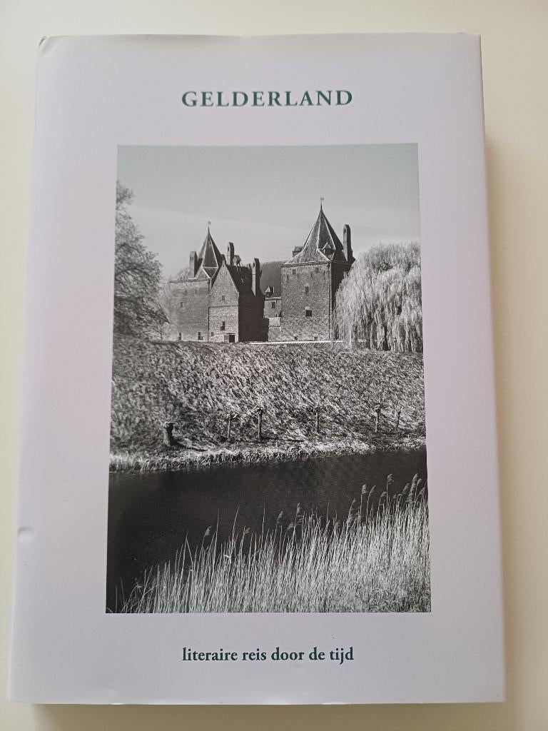 Gelderland, Ophalen of Verzenden, Zo goed als nieuw, Sociale wetenschap