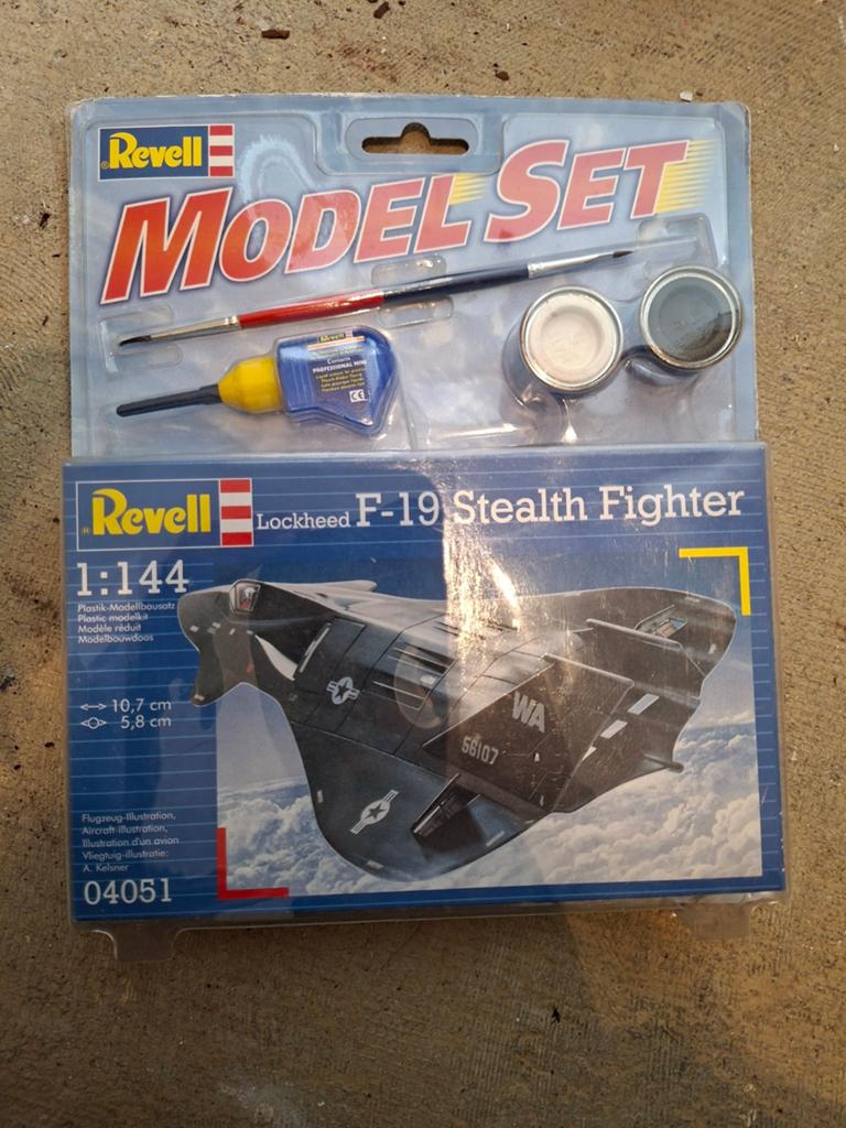 Revell Lockheed F-19 Stealth Fighter Model Set 1:144, 1:144 tot 1:200, Verzenden, Revell, Nieuw