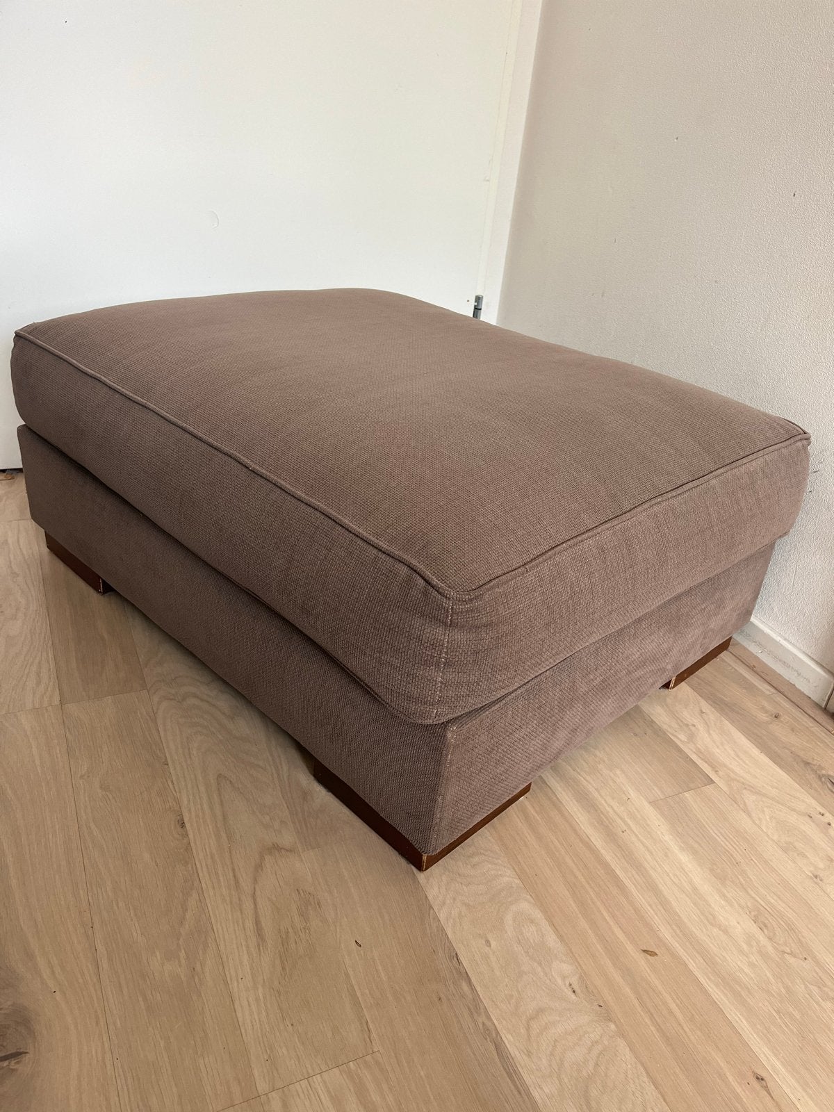 Chocolade bruine stoffen poef hocker voetenbankje, Ophalen, Gebruikt, 75 tot 100 cm, Landelijk chique, Riviera Maison stijl