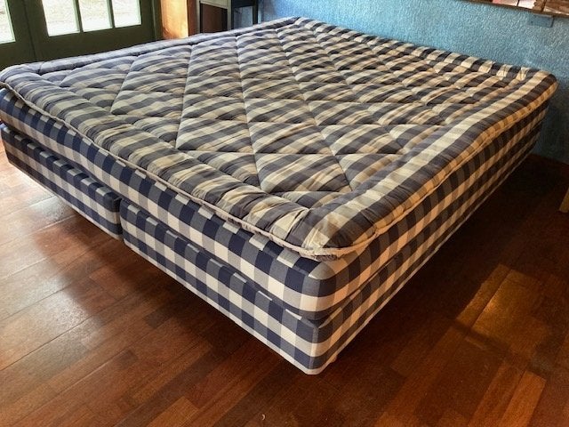 Wegens emigreren Hastens boxspring- Matras 1 geheel, Ophalen, Blauw, 210 cm, Tweepersoons