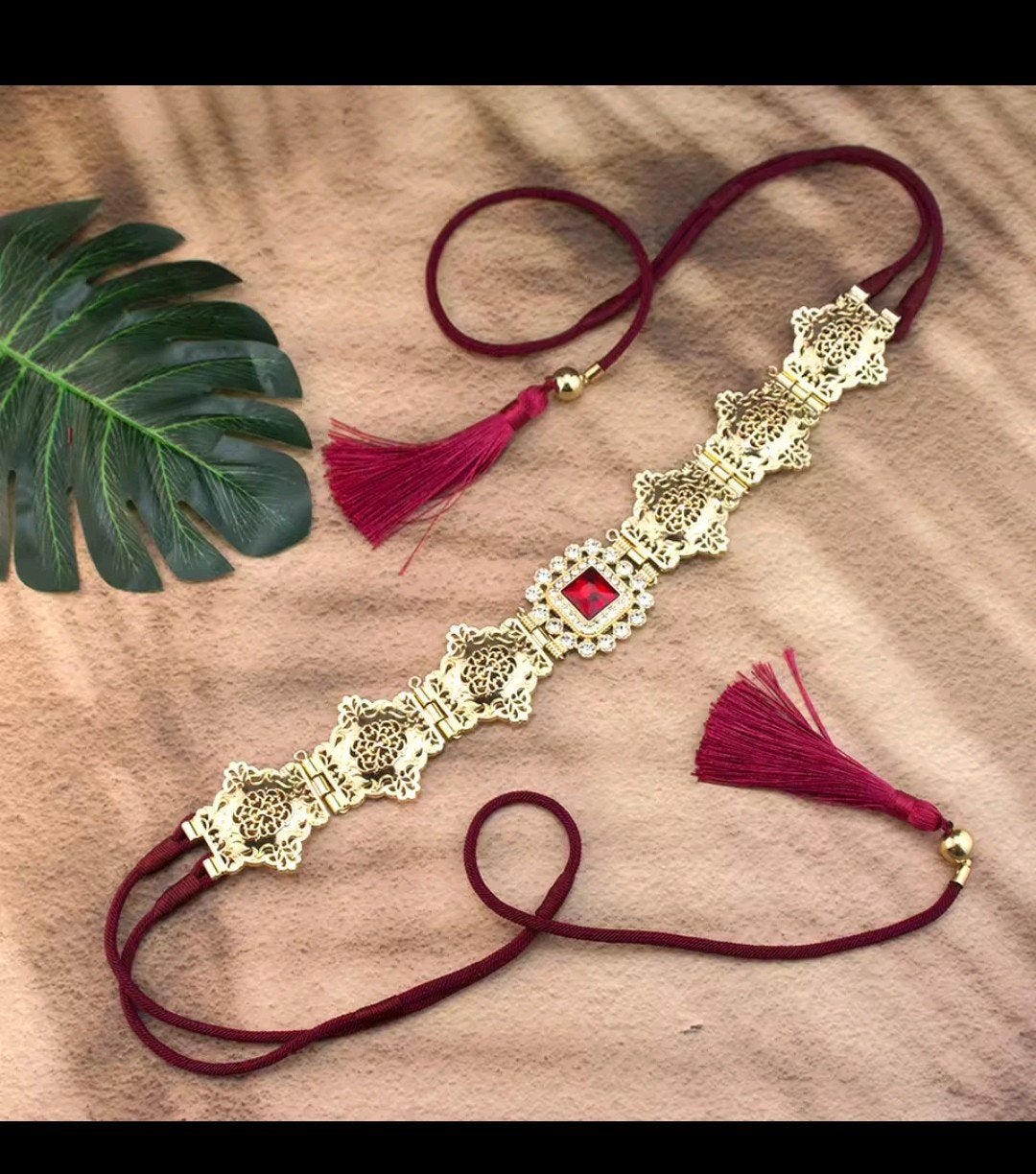 Nieuwe Marokkaanse Riem met Gouden Details en Kwastjes, Kleding | Dames, Ophalen, Nieuw, Rood, Tailleriem