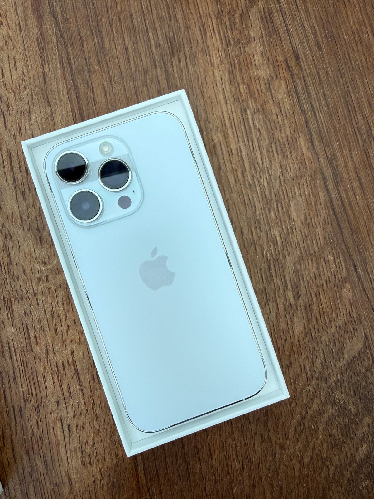 Iphone 14 Pro, Telecommunicatie, Ophalen, Wit, 77 %, Zo goed als nieuw
