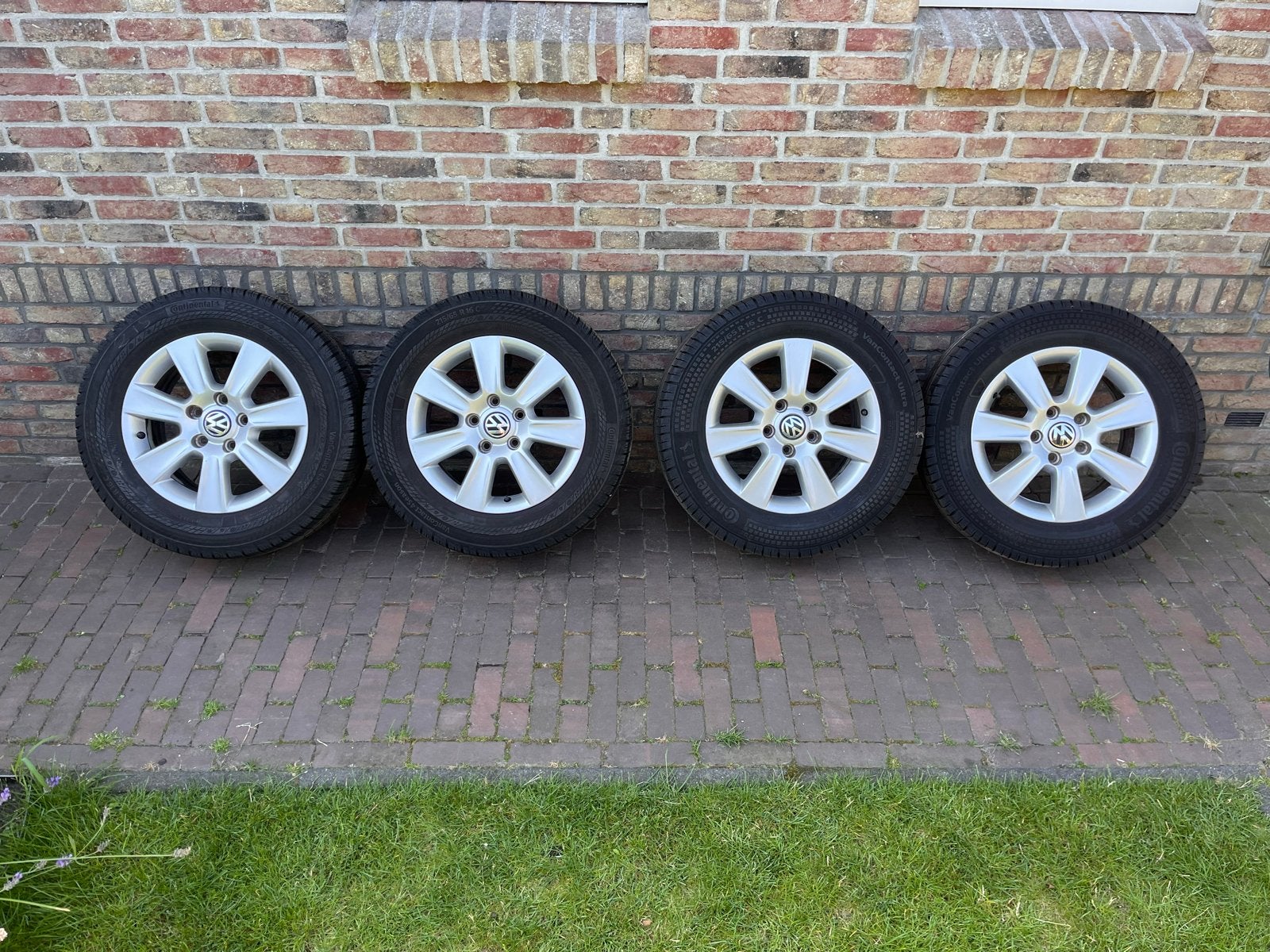 Continental 215/65/16 109/107 met Clayton velgen, 16 inch, Banden en Velgen, Ophalen of Verzenden, All Season