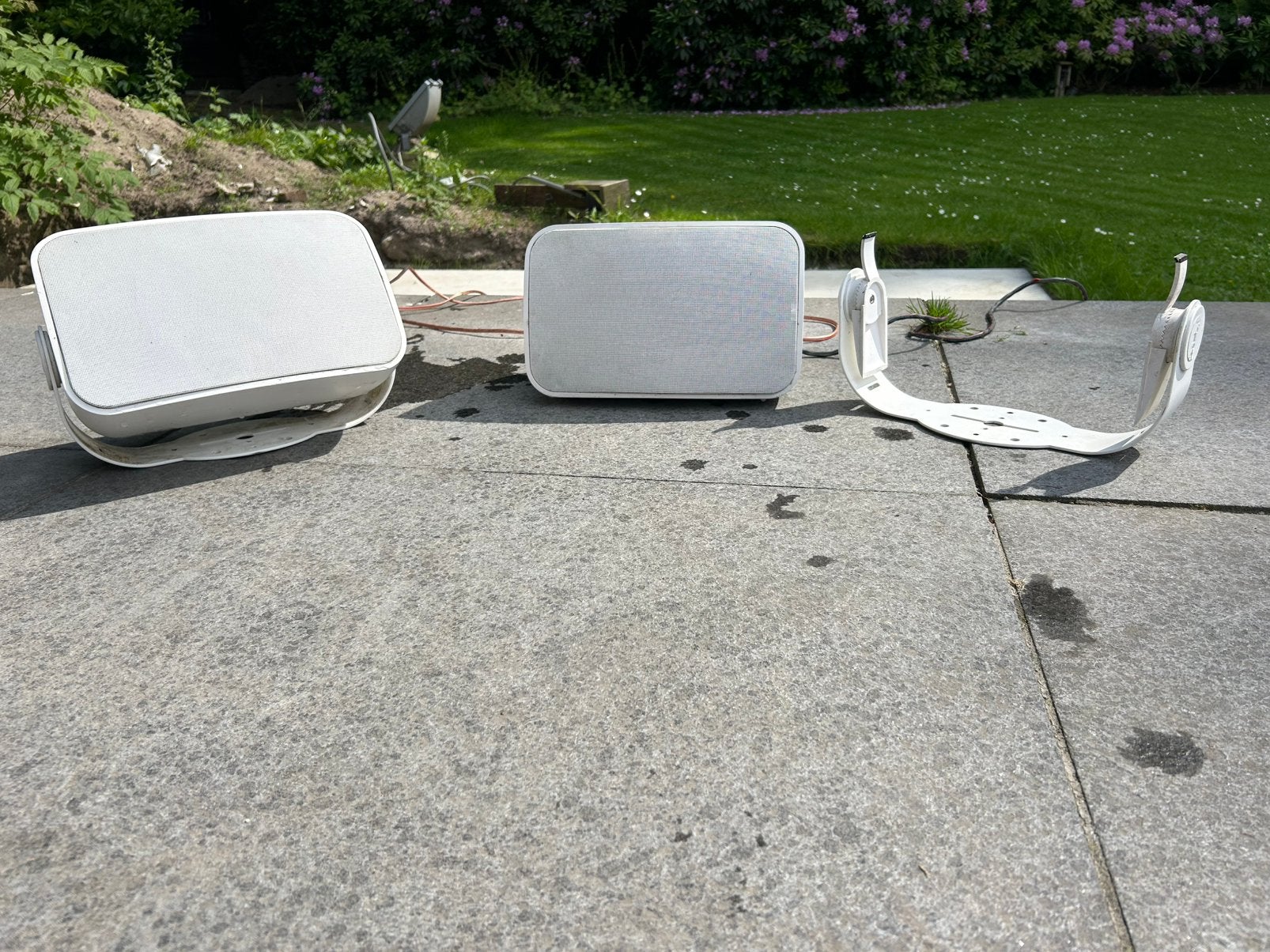 Sonos by Sonance Outdoor speakers wit, Ophalen, Gebruikt, Minder dan 60 watt, Sonos