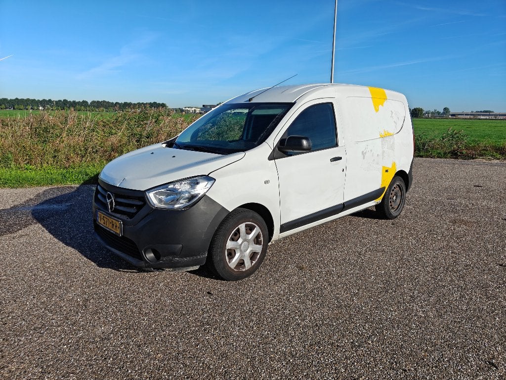 Dacia Dokker Euro 6 Airco, PDC, nieuwe apk, marge, Auto's, 74 pk, Euro 6, 4 cilinders, Wit