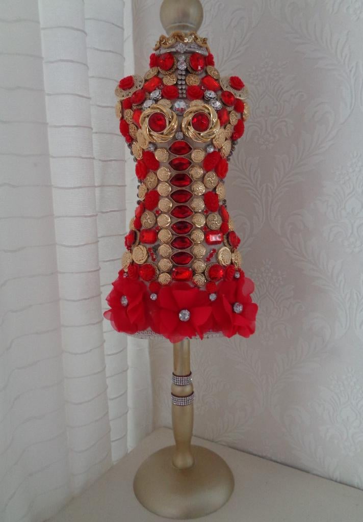 Torso Beeldje Vrouw Goud Rood Nr MTS 1, Verzamelen, Beelden en Beeldjes, Nieuw, Mens, Ophalen