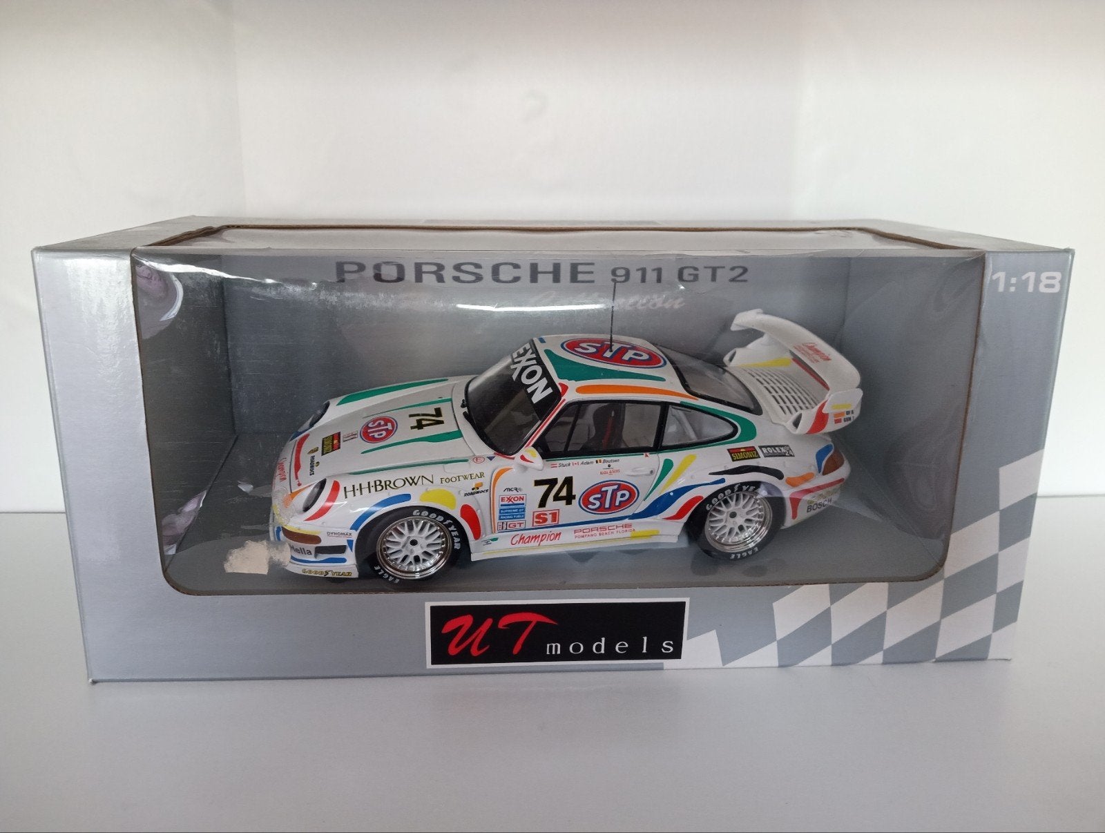 UT Models Porsche 911 GT2 #74, Hobby en Vrije tijd, Modelauto's | 1:18, Ophalen of Verzenden, Zo goed als nieuw, Auto, UT Models