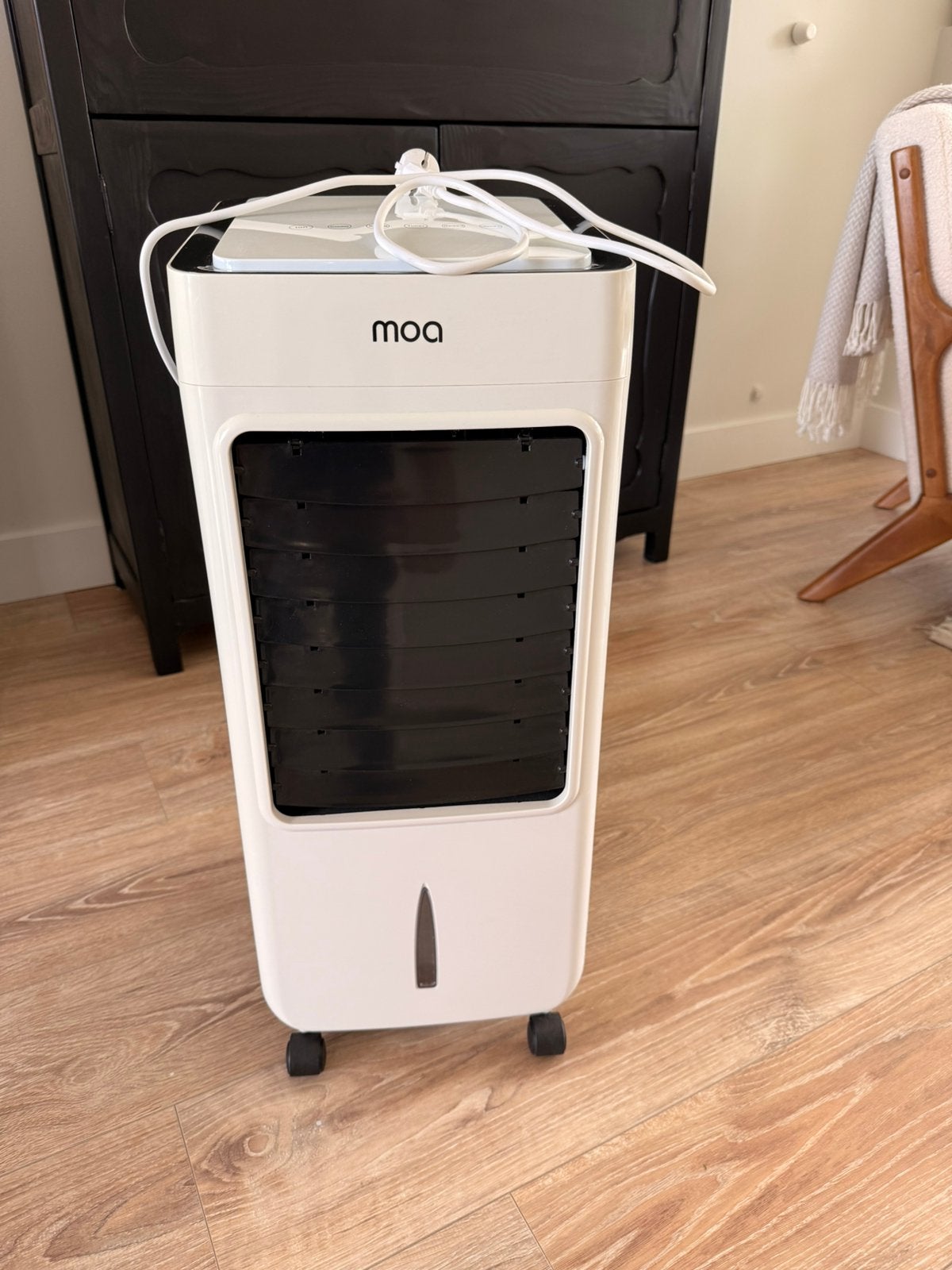 MOA luchtkoeler / aircooler op wieltjes – met waterreservoir, Ophalen, Zo goed als nieuw, Torenventilator