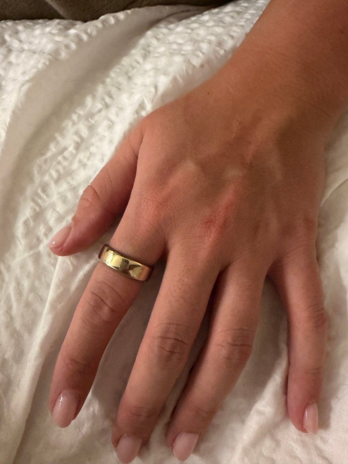 Oura Ring 5 Maat 8 Goud, Gloednieuw, Sieraden, Tassen en Uiterlijk, 20 of groter, Ophalen of Verzenden, Zo goed als nieuw, Dame