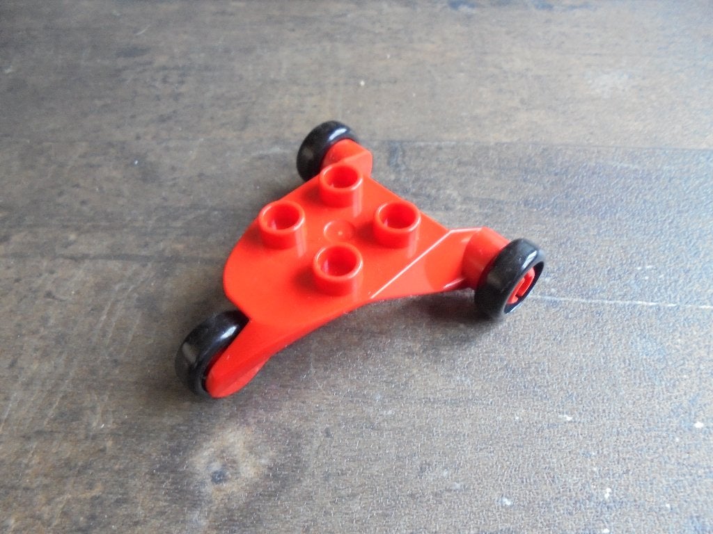 Lego Duplo Airplane Landing Gear with 3 Wheels (zie foto's), Ophalen of Verzenden, Gebruikt, Losse stenen, Duplo