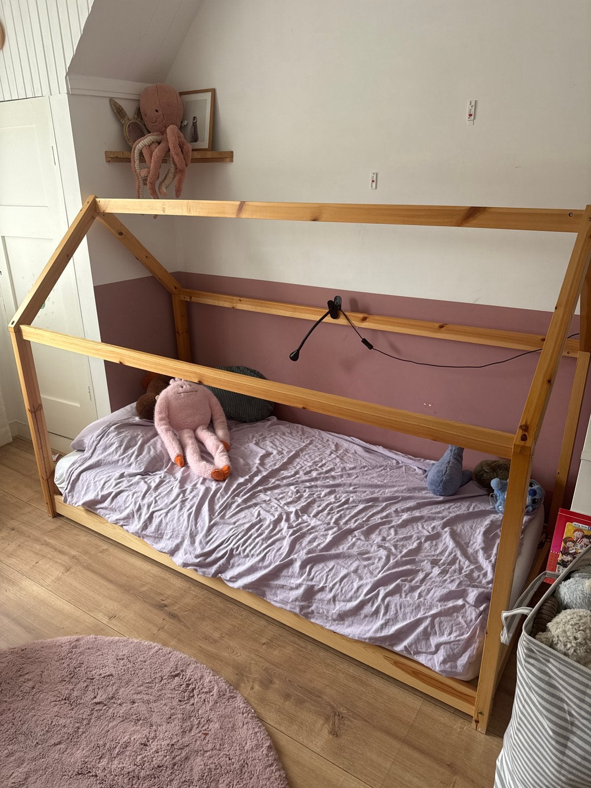 Houten Kinderbed Bedhuisje - Montessori Stijl, Ophalen, 85 tot 100 cm, Gebruikt, Lattenbodem