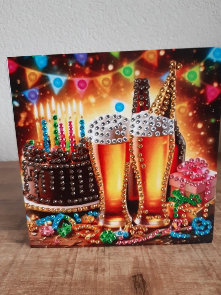 Diamond painting verjaardagskaart met 2 glazen bier en taart, Ophalen of Verzenden, Zo goed als nieuw, Overige thema's