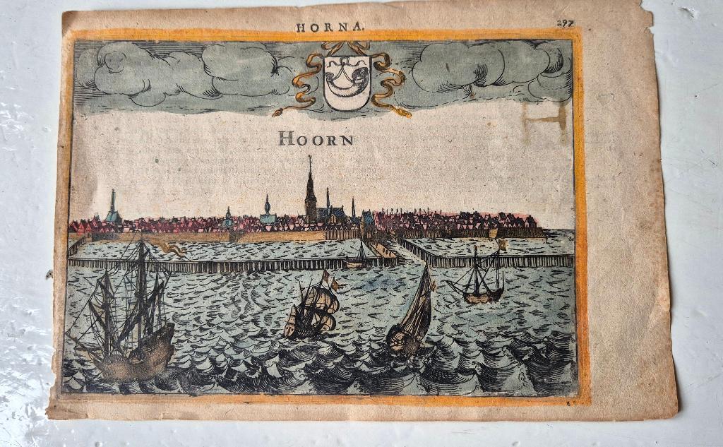 Oud gekleurde gravure Hoorn, 1640, Lodovico Guicciardini, Verzenden