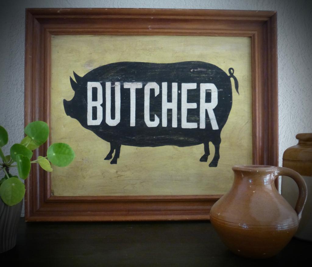 Houten slagers reclame bord / Butcher / handbeschilderd, 50 tot 75 cm, Ophalen of Verzenden, Zo goed als nieuw, B6