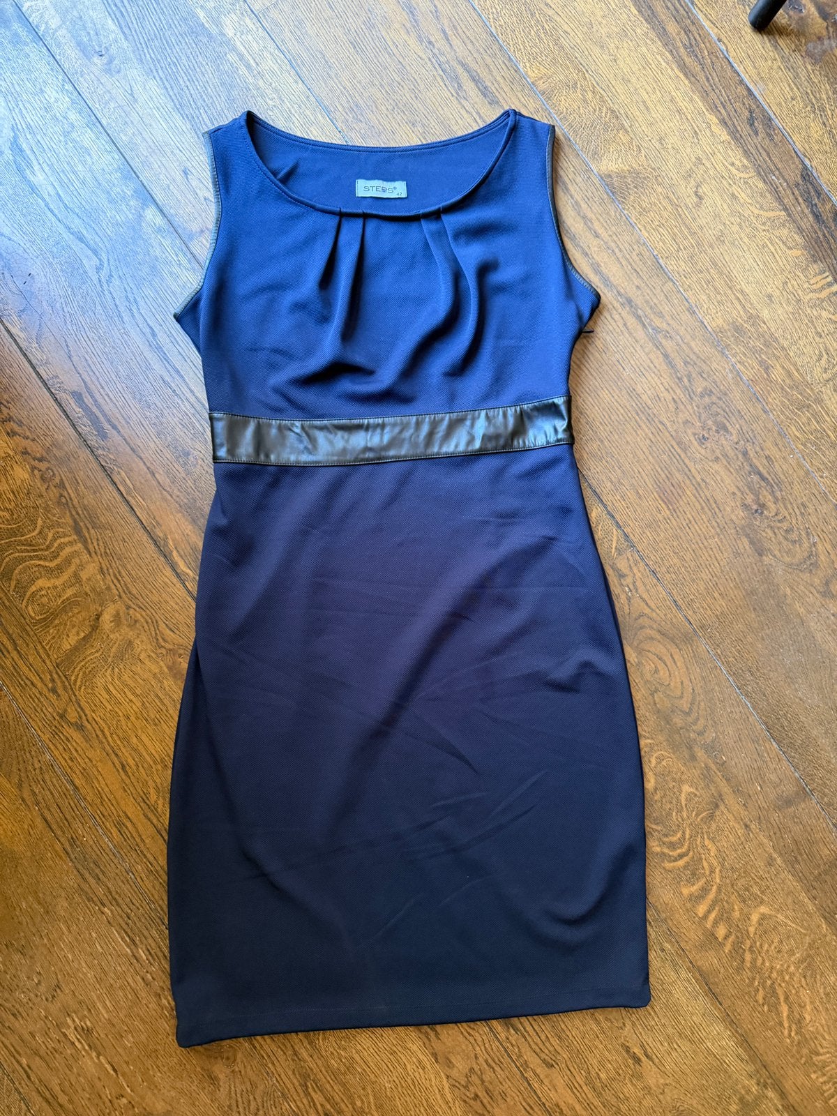 Steps jurk maat 42 met leren details, Ophalen, Blauw, Maat 42/44 (L), Zo goed als nieuw