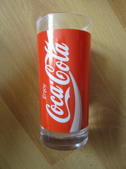 Rode Coca Cola glazen 11 stuks + 2 special, Ophalen of Verzenden, Zo goed als nieuw, Frisdrankglas