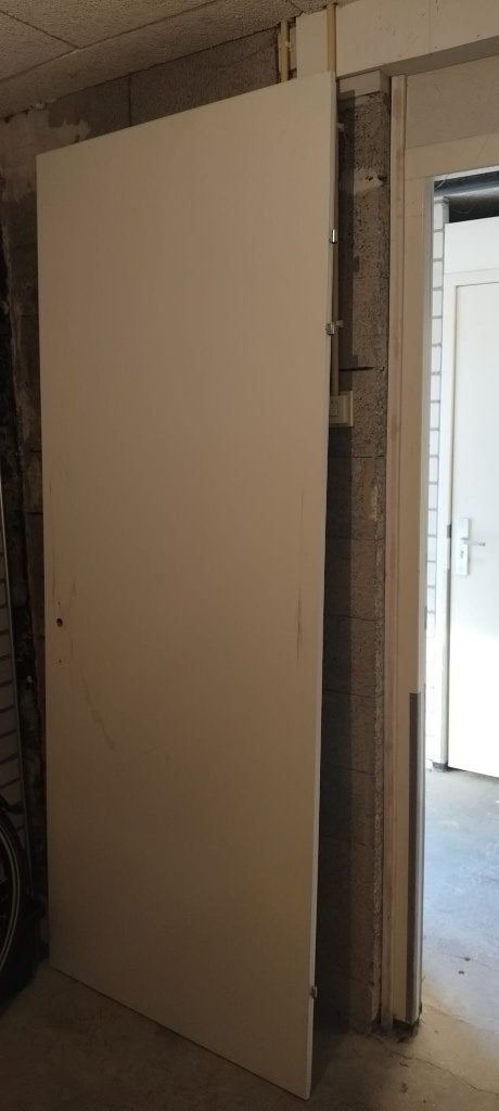 2 binnendeuren, Doe-het-zelf en Verbouw, Deuren en Horren, Ophalen, Gebruikt, 80 tot 100 cm, 215 cm of meer