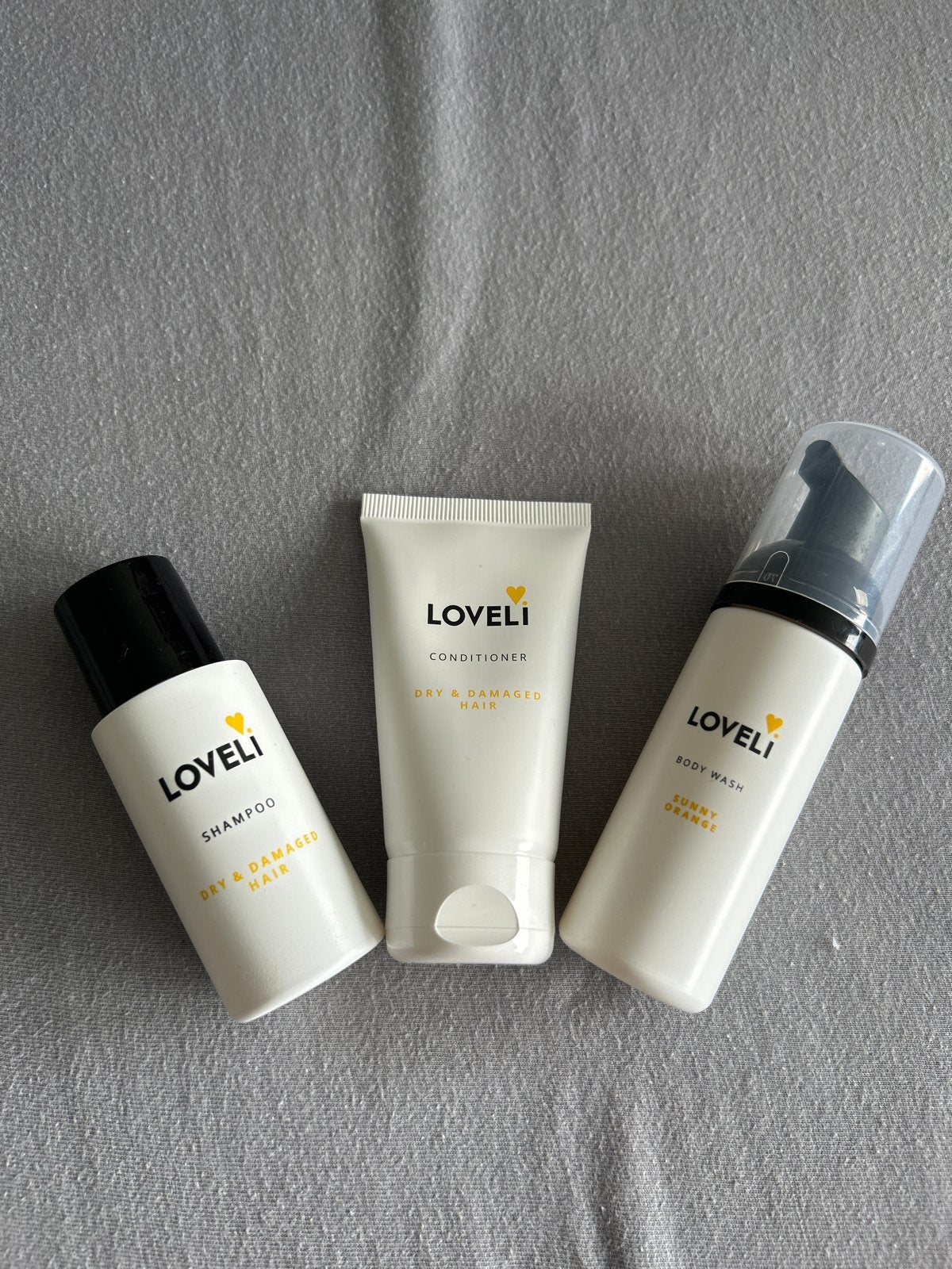Loveli Shampoo, Conditioner & Body Wash set - Nieuw, Ophalen of Verzenden, Nieuw, Shampoo of Conditioner