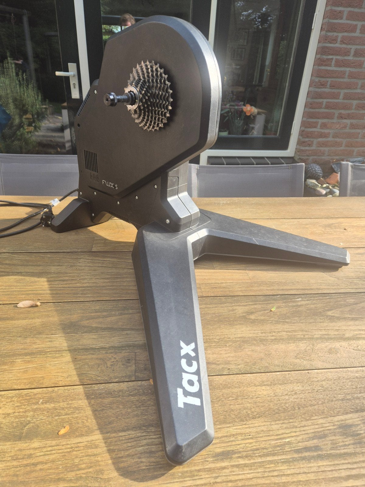 Foto 2 van Tacx Flux S Smart Trainer - In goede staat