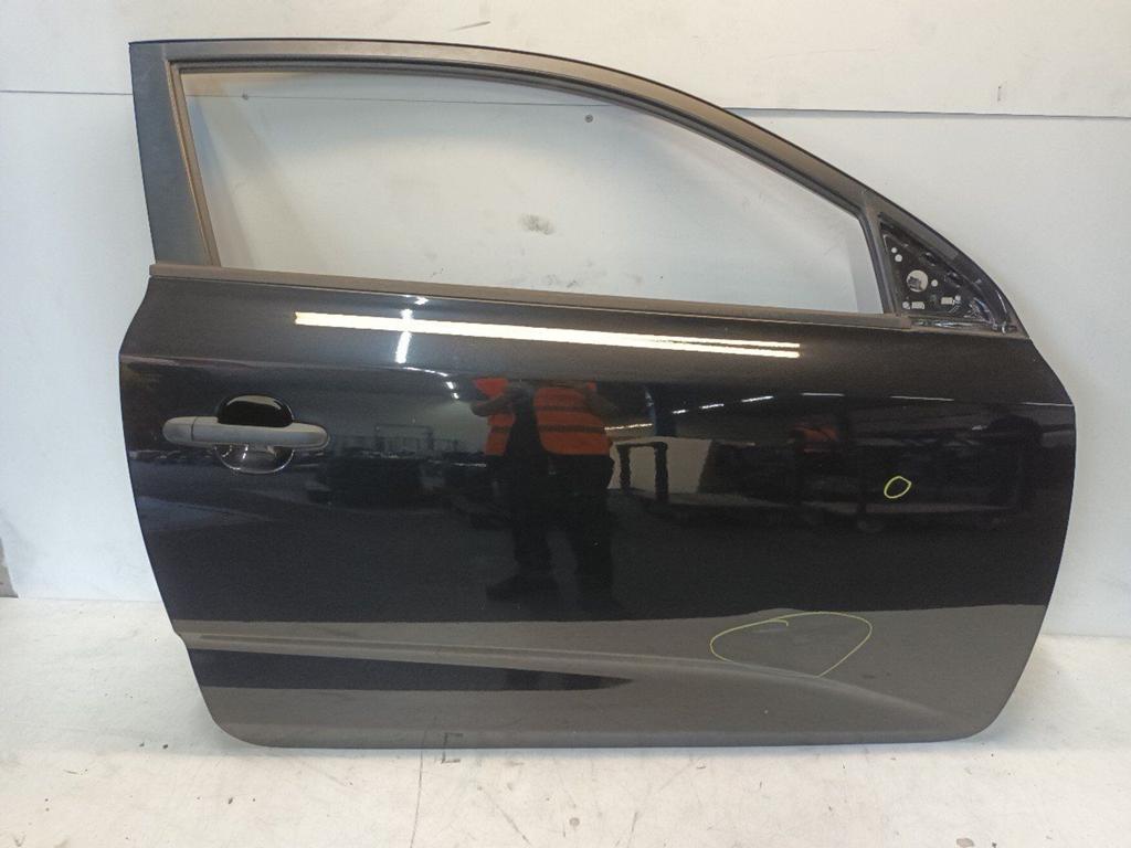 Portier rechts voor Kia Cee'd, Onderdelen@venauto.nl, Van der Ven Autorecycling B.V., Ettenseweg 76, 4706 PB Roosendaal, The Netherlands