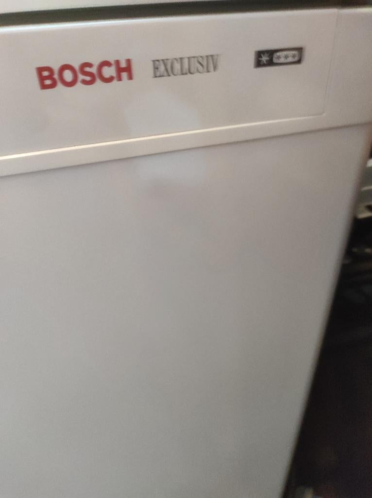 Boch tafel model vriezer exusive, Gebruikt, Minder dan 75 liter, Met vriesvak, Ophalen