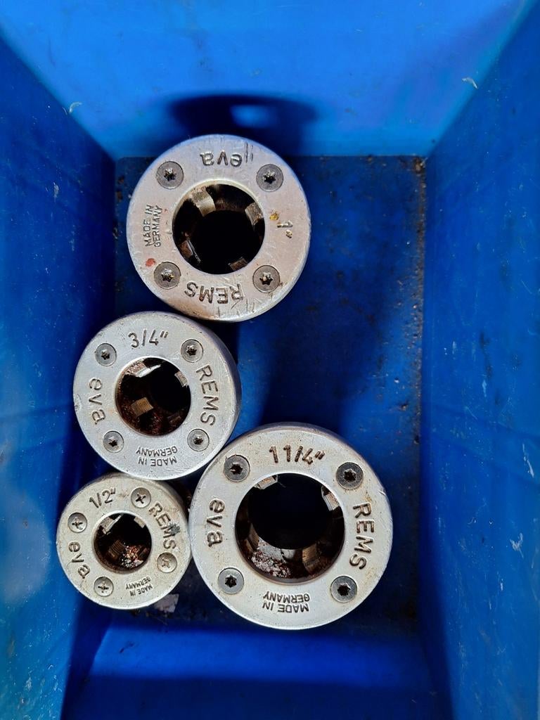 Rems draadsnijblokken 1/2"-3/4" -1" -1 1/4-
Allen in goede k, Gebruikt, Ophalen of Verzenden, X, X
