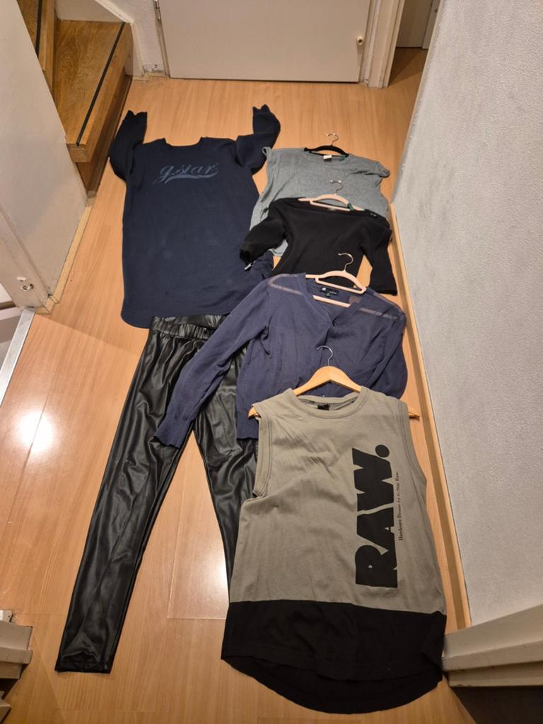 Dames kledingpakket maat S - Kastopruiming, Ophalen of Verzenden, Gedragen, Maat 36 (S)