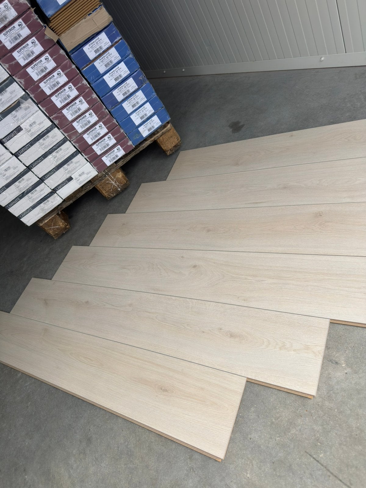 Laminaat Swiss Kronotex Trend Oak Beige | 26,17m² | €9,-/m², 50 tot 150 cm, Nieuw, Ophalen of Verzenden, 10 m² of meer