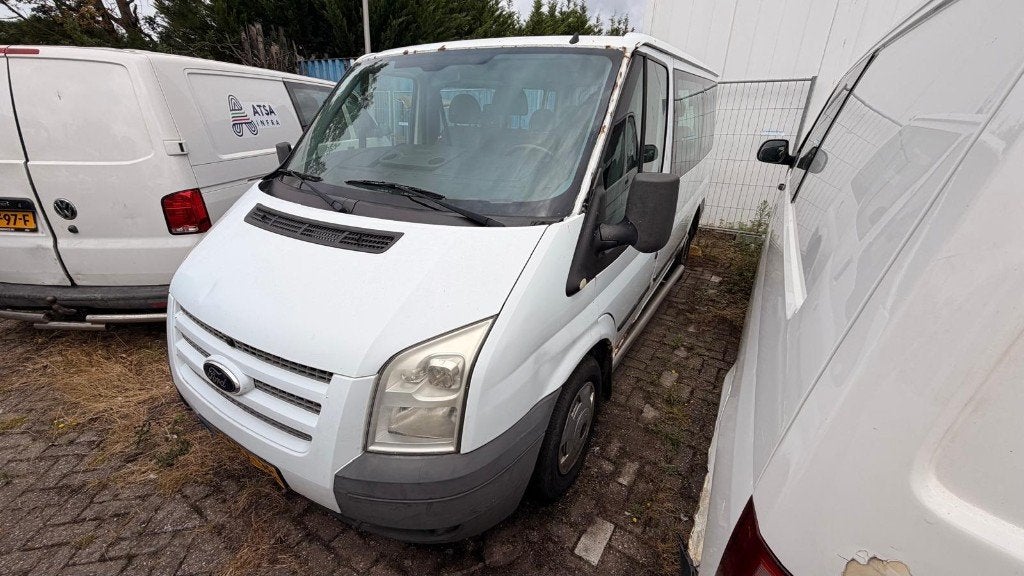 Ford Tourneo 2.2D 74KW 2013 Wit - 9-persoons, Auto's, Voorwielaandrijving, 100 pk, Wit, Bedrijf