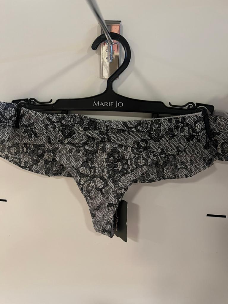 Chantal Thomass string maat 36 NIEUW!! Nu €10,-, Ophalen of Verzenden, String