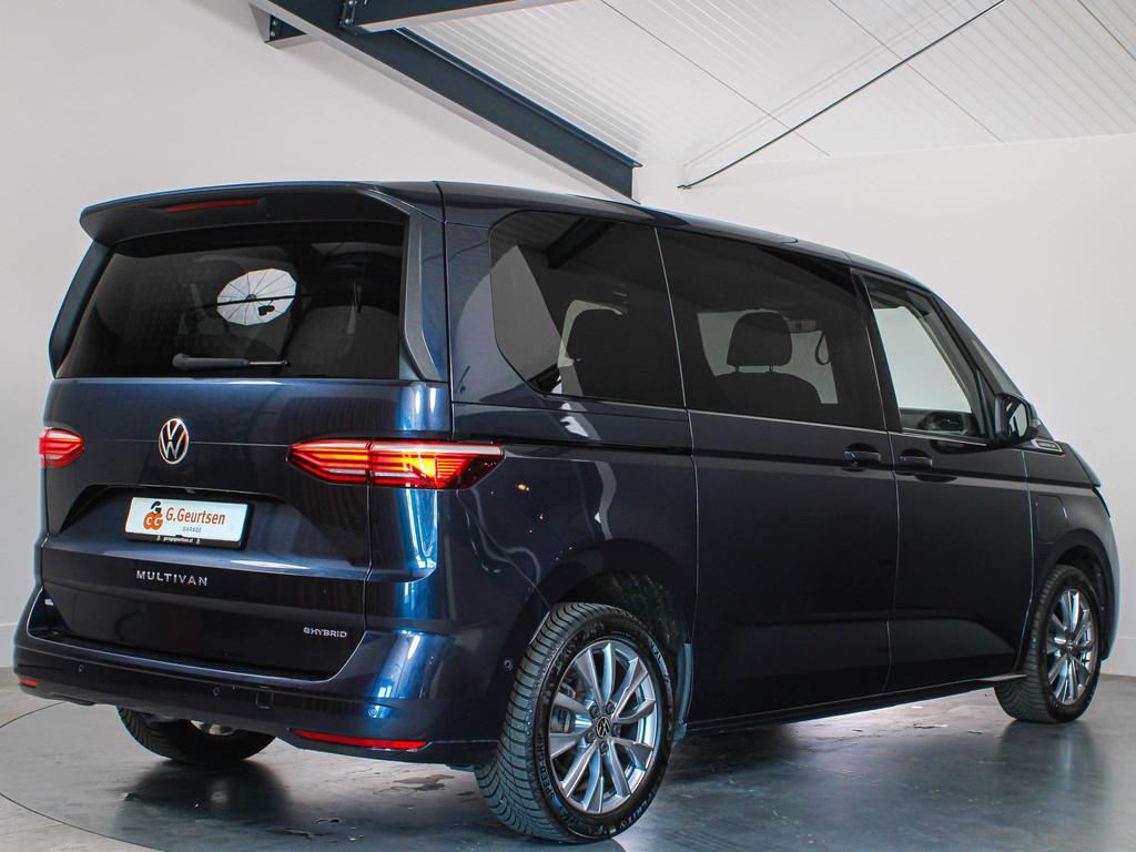 Volkswagen Multivan 1.4 eHybrid L1H1 Energetic 7-Persoons, P, Auto's, Gebruikt, Blauw, 7 stoelen, 1600 kg