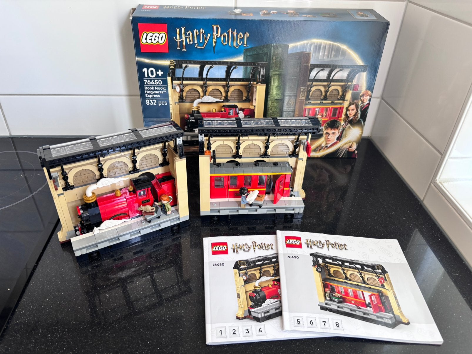 LEGO Harry Potter 76450 Boekensteun Zweinstein Express +doos, Ophalen of Verzenden, Zo goed als nieuw