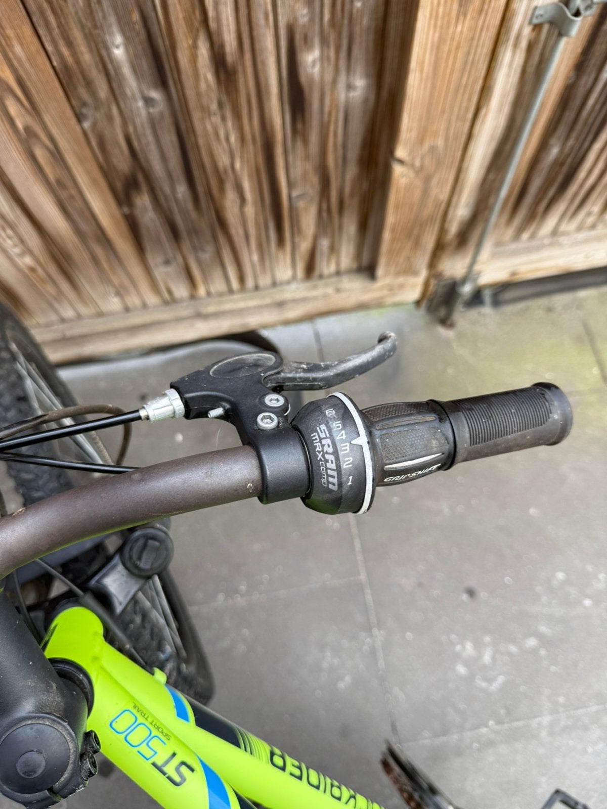 Foto 6 van Mountainbike Rockrider ST500 26 inch groen kinderen