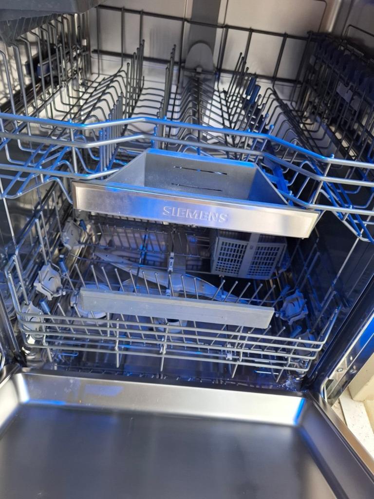 Inbouw vaatwasser Siemens IQ300 met WiFi en verlichting!, Minder dan 85 cm, Minder dan 10 liter, Energieklasse A of zuiniger, Ophalen of Verzenden
