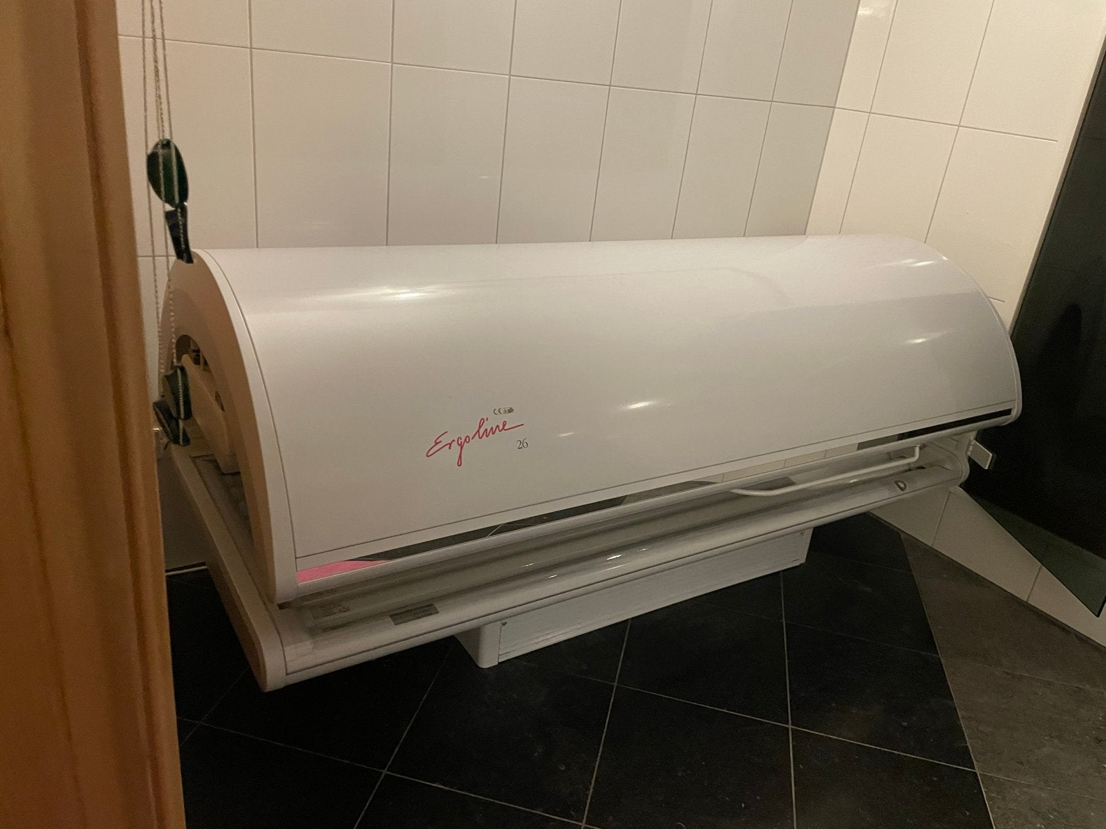 Ergoline Zonnebank 26 - Compact en Krachtig, Ophalen, Gebruikt, Zonnebank enkelzijdig, 15 lampen of meer