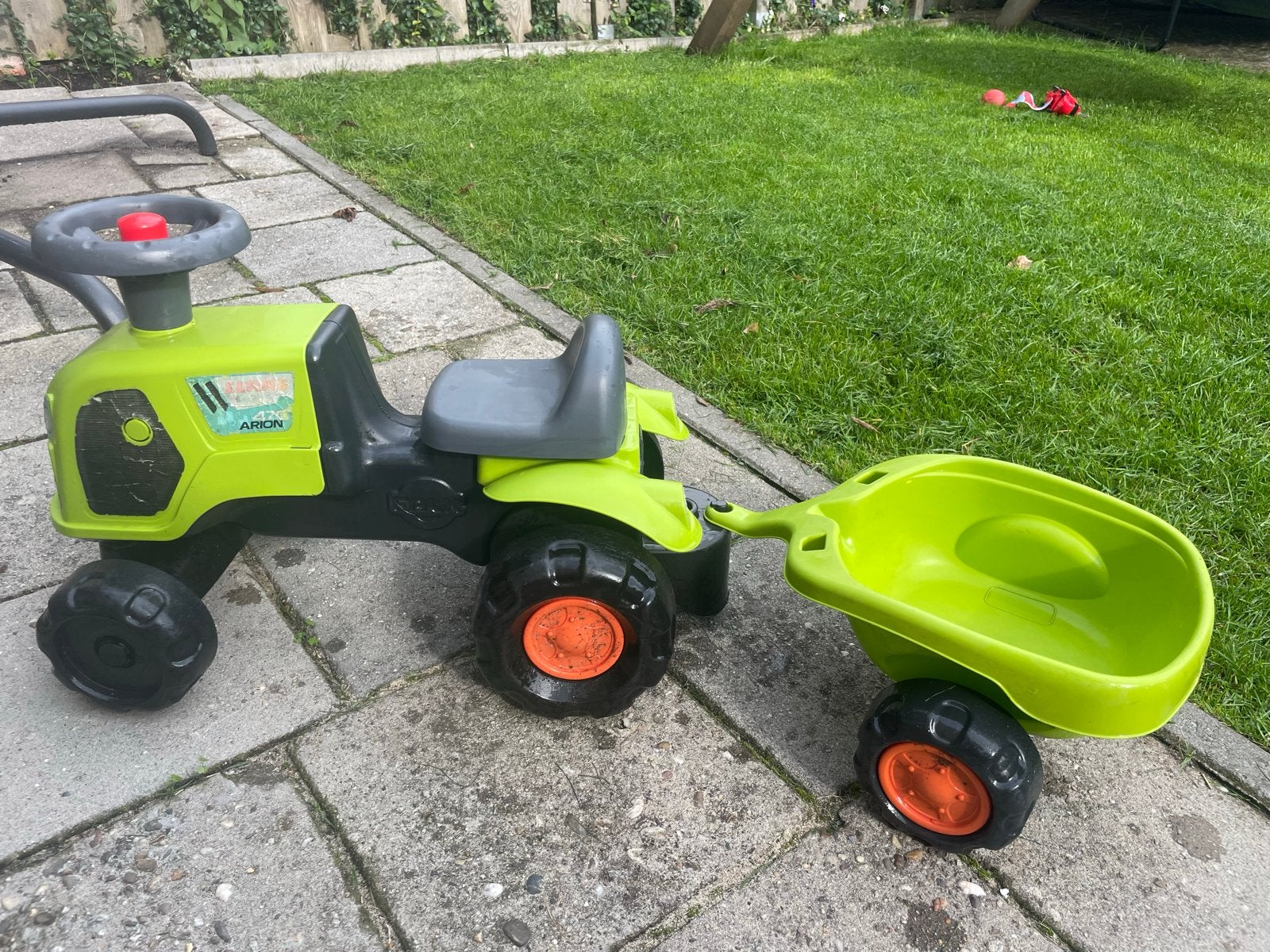 Falk Claas looptractor met aanhanger - vanaf 1 jaar, Ophalen of Verzenden, Gebruikt, Trapvoertuig