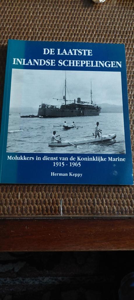 De laatste inlandse schepelingen Molukkers KM(Molukken Indië, Boeken, Ophalen of Verzenden, 1945 tot heden, Gelezen, Marine