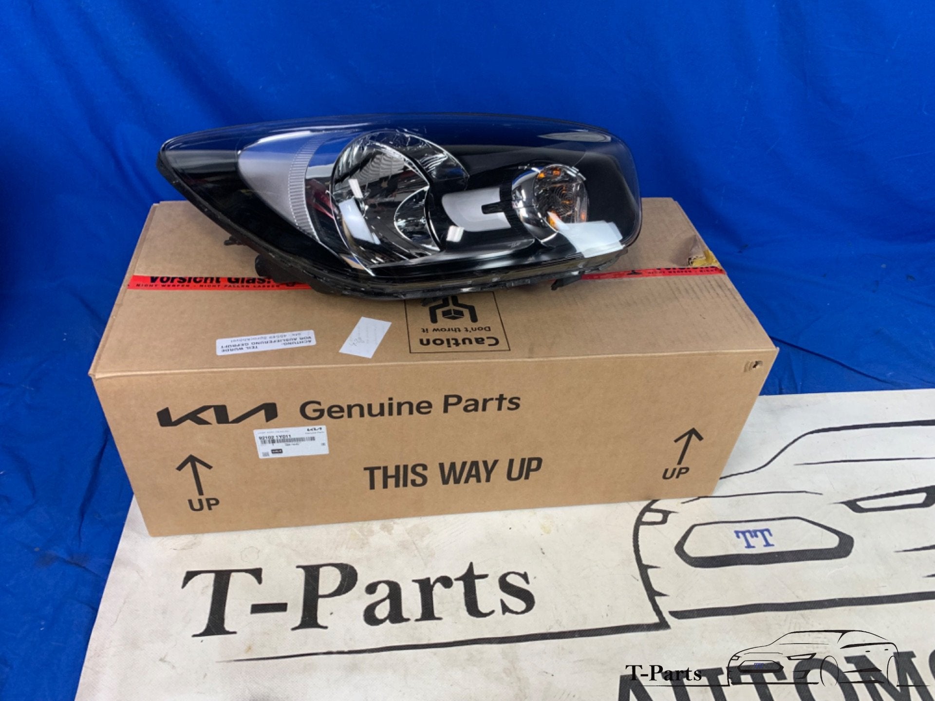 Kia picanto koplamp 921021y011 rechts lamp