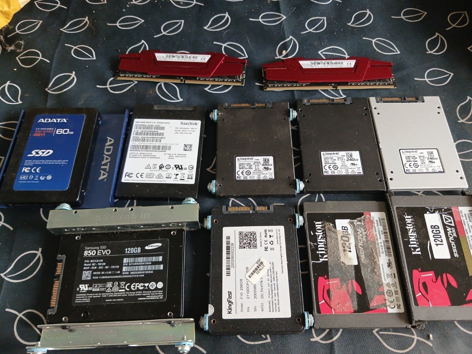 lot SSD's en RAM-geheugen, Intern, Gebruikt, Server, ADATA, SanDisk, Kingston, Samsung, KingFast