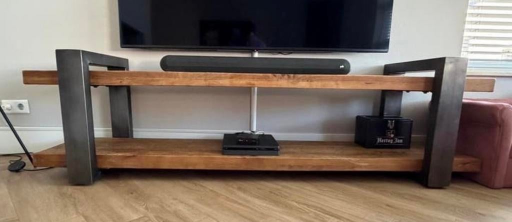 Industrieel tv meubel (200x46x56cm), Huis en Inrichting, Kasten | Televisiemeubels, Ophalen, Gebruikt, 200 cm of meer, Minder dan 100 cm