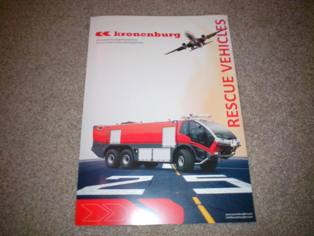 12x Brandweer folders brochures Kronenburg Hoogstaal Firefly, Ophalen of Verzenden, Zo goed als nieuw, Toyota