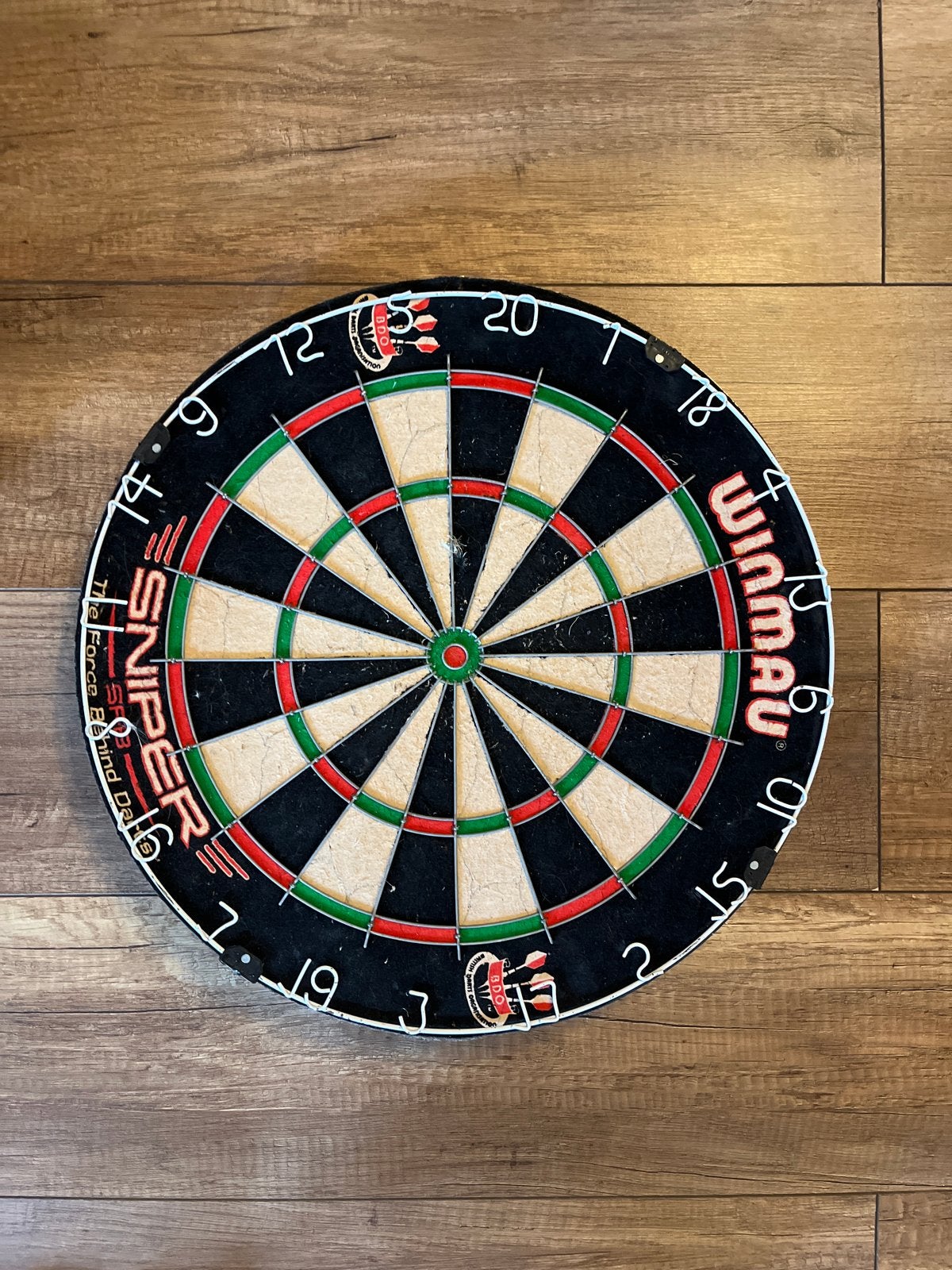 Winmau Sniper dartbord - cool voor mancave of tienerkamer, Ophalen of Verzenden, Gebruikt, Dartbord