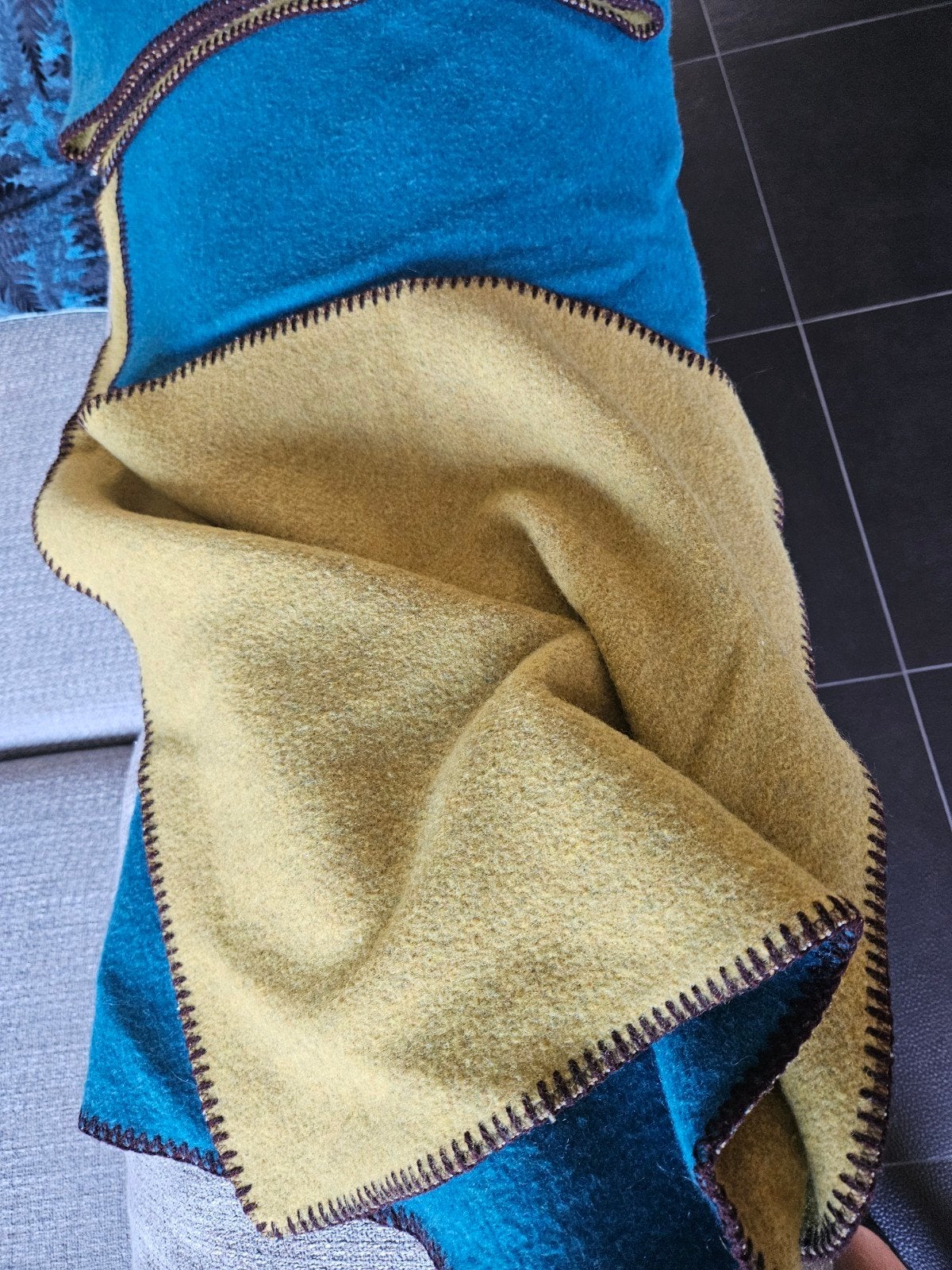 Most Merino Wollen Plaid 200x220cm - Petrol Mosterd, Huis en Inrichting, Woonaccessoires | Plaids en Woondekens, Gebruikt, Wol